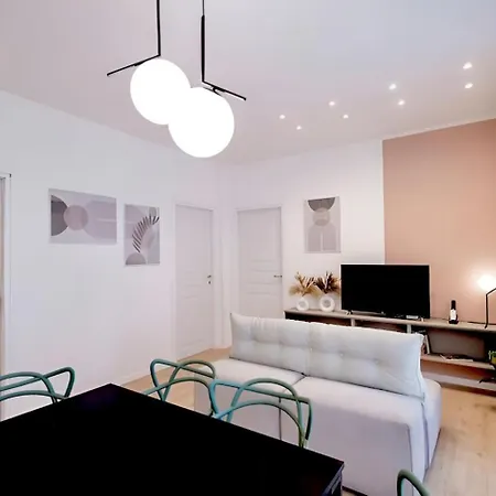 Politeama Charming *